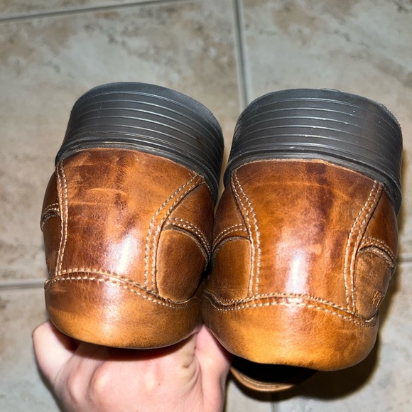 Sharp brown Tan mens shoes size 8 M - Picture 4 of 6
